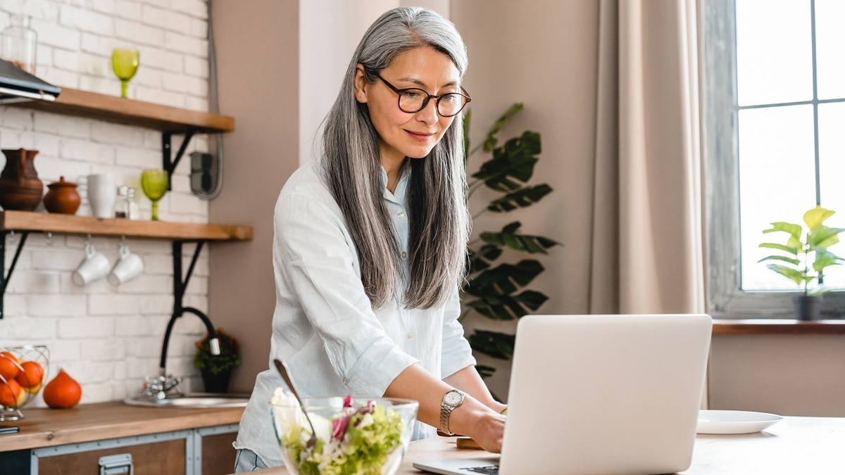 Как рацион может помочь при менопаузе — советы эксперта