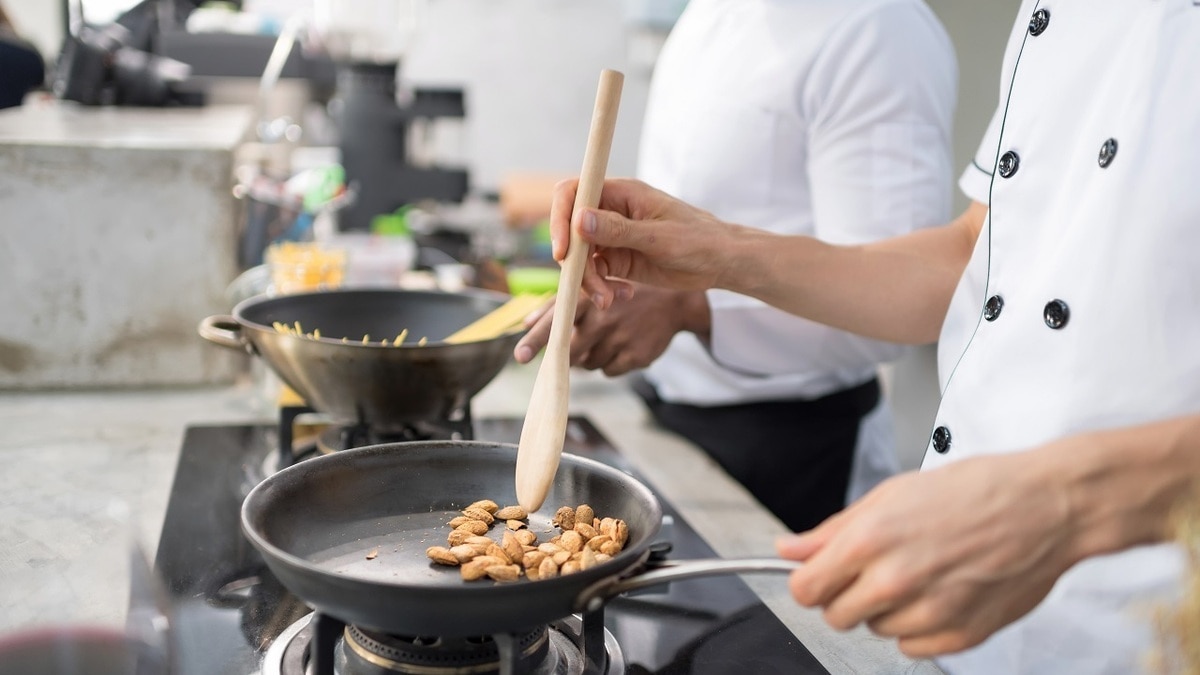 В российских ресторанах начались проблемы с поставками продуктов В российских ресторанах начались проблемы с поставками продуктов