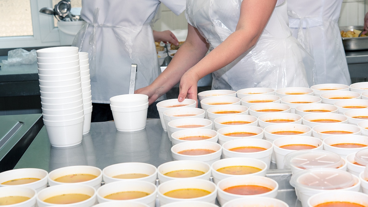 С 1 апреля в петербургских школах  вырастут цены на питание