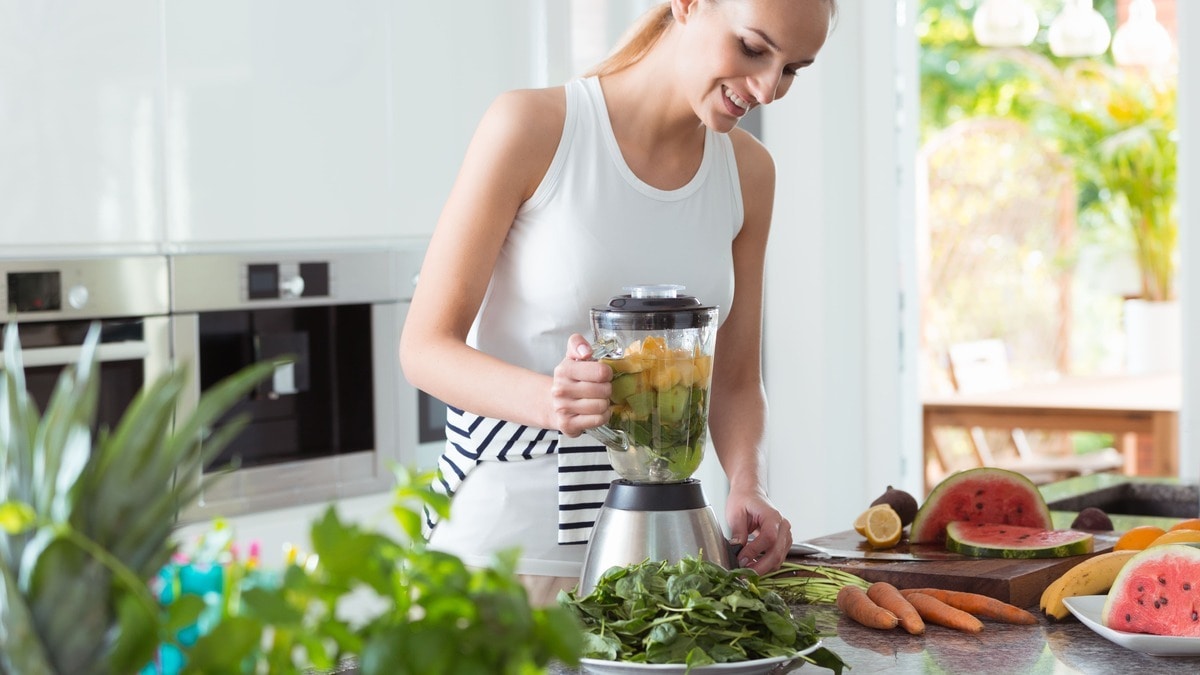 Как очистить организм от токсинов и шлаков: советы эксперта