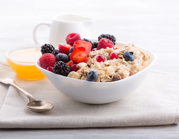 Нутрициолог объяснил, почему нельзя отказываться от завтрака Нутрициолог объяснил, почему нельзя отказываться от завтрака