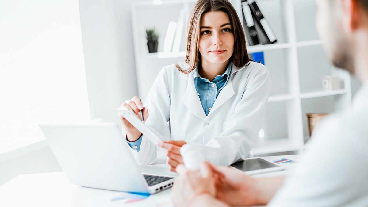 Что не стоит есть при омикроне: ответ терапевта Что не стоит есть при омикроне: ответ терапевта