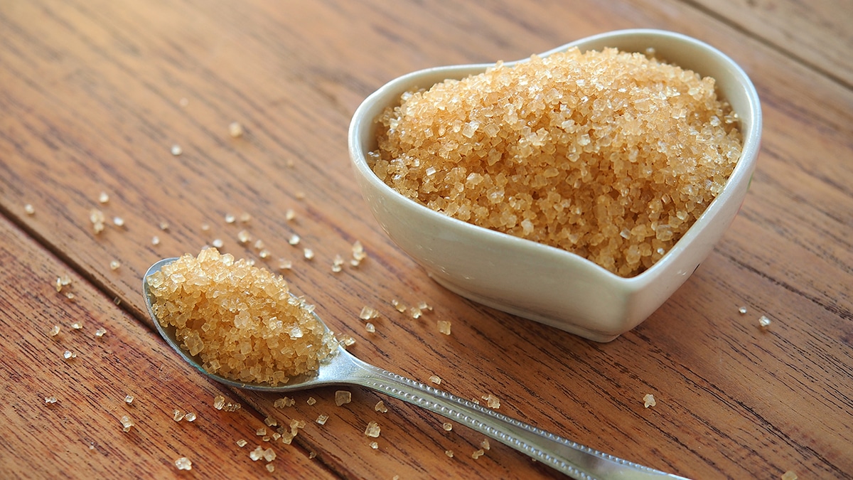 Врач Мясников развенчал миф о сахаре