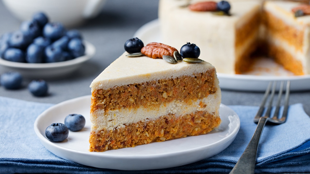 Какие продукты помогут пережить отказ от сладкого: мнение специалиста