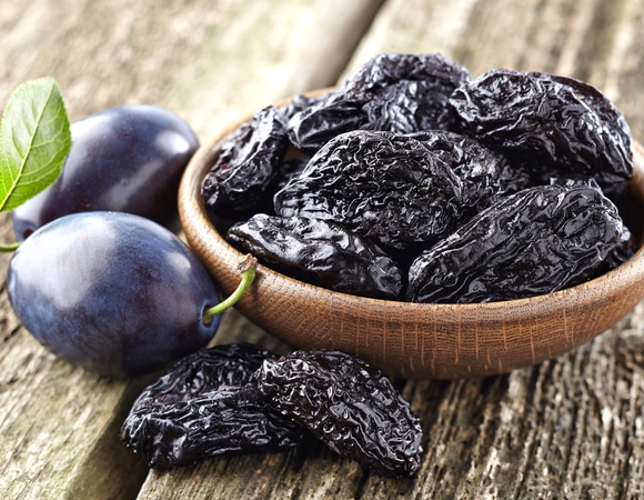 Назван фрукт, предотвращающий старение костей