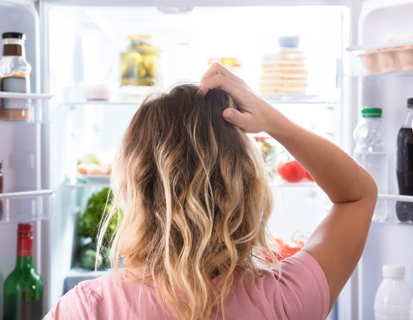 Названы 7 признаков пищевой зависимости