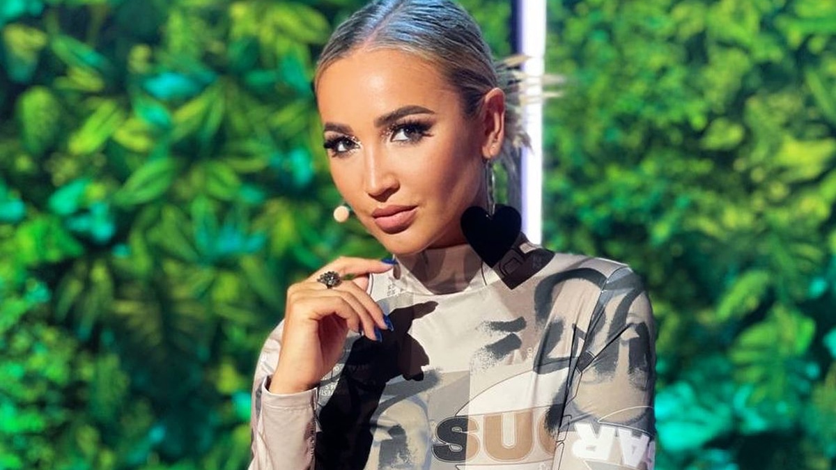 Ольга Бузова назвала свой любимый вид вина