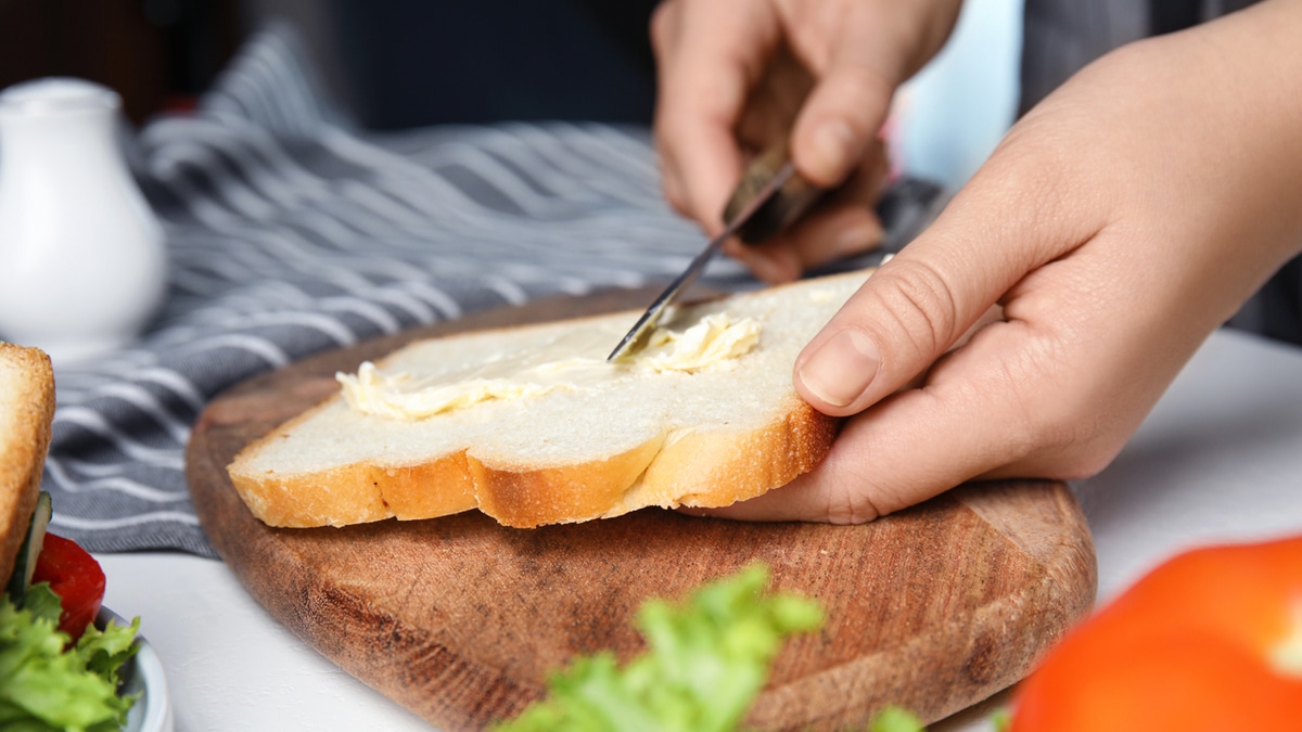 Убрать раз и навсегда: врач назвала опасный продукт в ежедневном рационе