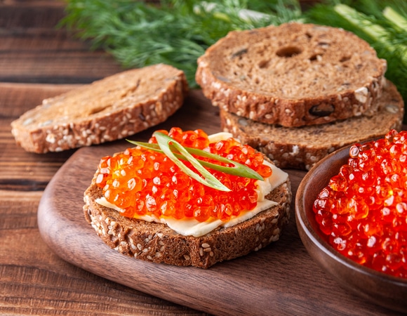 Врач объяснила, есть ли польза в имитированной икре Врач объяснила, есть ли польза в имитированной икре