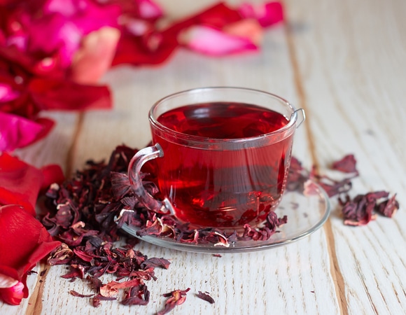 Исследование: кому не стоит пить чай каркаде Исследование: кому не стоит пить чай каркаде