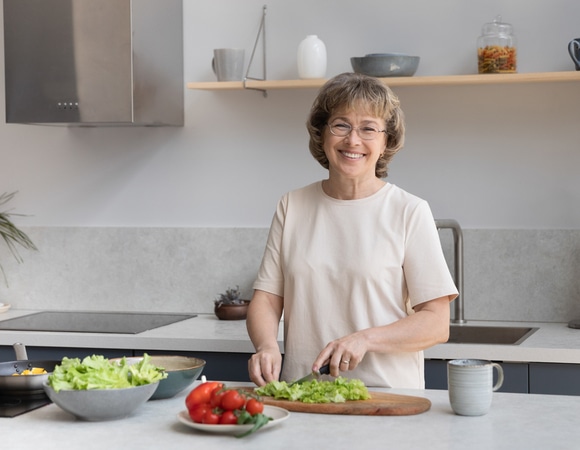 Названы продукты, необходимые людям старше 50 лет