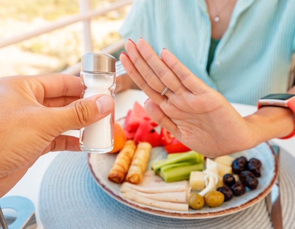 Стало известно, чем грозит полный отказ от соли