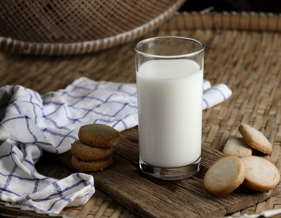 Что будет, если пить молоко перед сном: ответила эксперт Что будет, если пить молоко перед сном: ответила эксперт