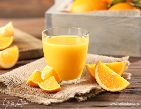 Врач рассказал, можно ли пить апельсиновый сок натощак
