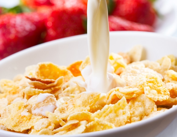 Чем вредны кукурузные хлопья: мнение врача