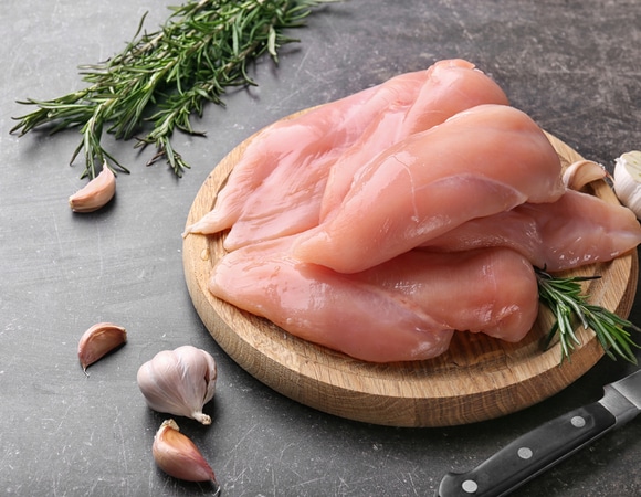 Онколог: куриное мясо может привести к развитию рака Онколог: куриное мясо может привести к развитию рака