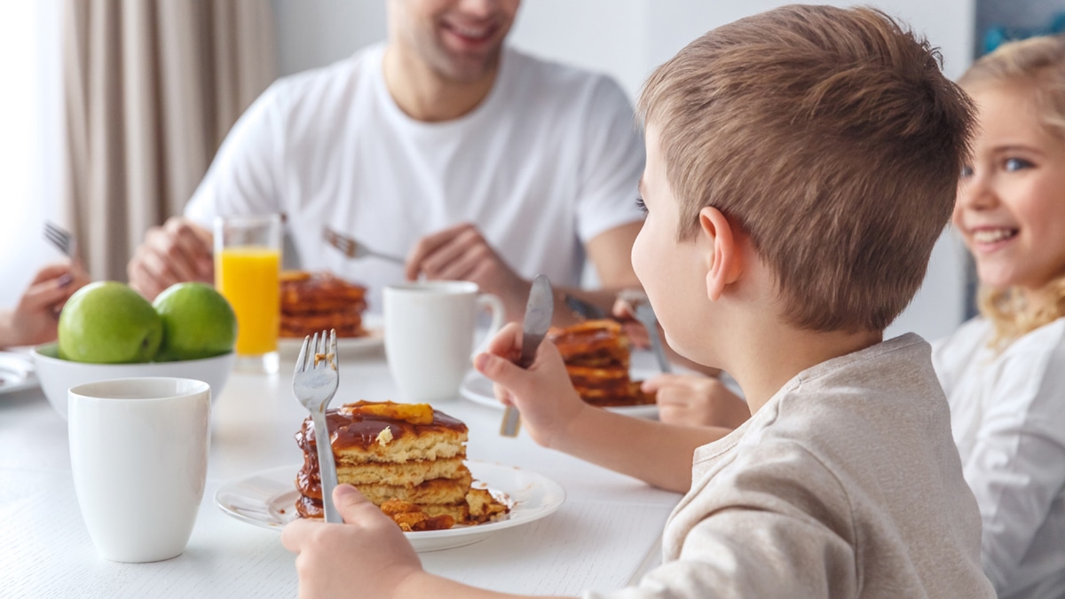 Роспотребнадзор: как защитить ребенка от ожирения