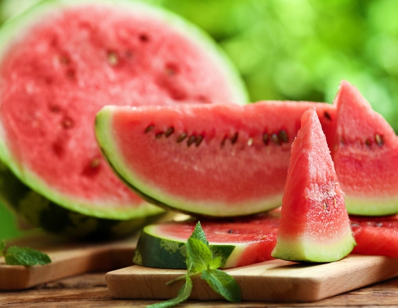 Врач рассказала, для кого наиболее опасны ранние арбузы