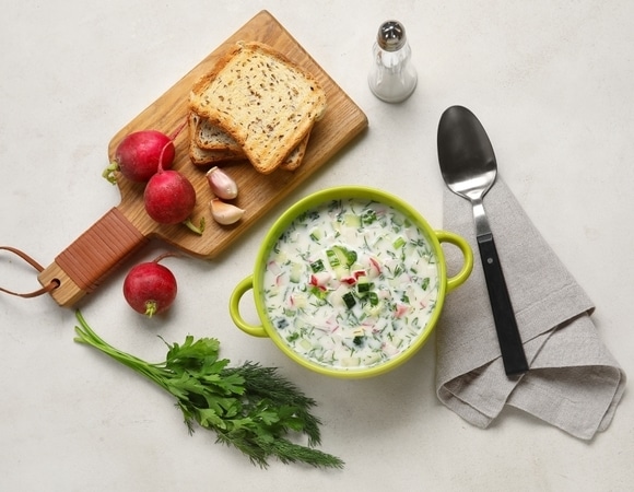 Эндокринолог перечислила пять ингредиентов для полезной окрошки Эндокринолог перечислила пять ингредиентов для полезной окрошки