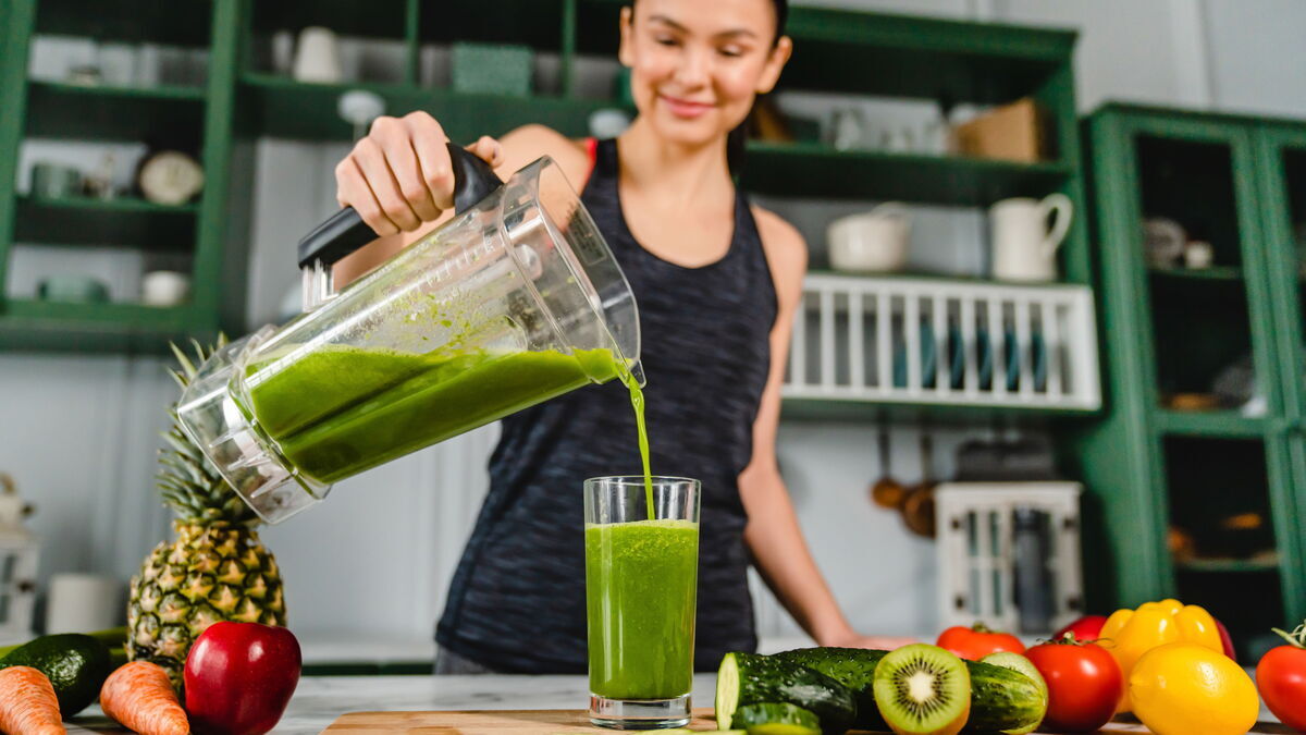 Можно ли пить смузи вместо еды: отвечают диетологи