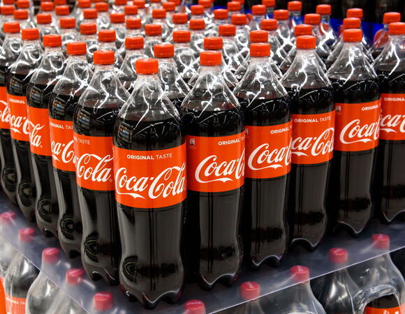 Компания Coca-Cola прекратит производство и продажу своей продукции в России Компания Coca-Cola прекратит производство и продажу своей продукции в России