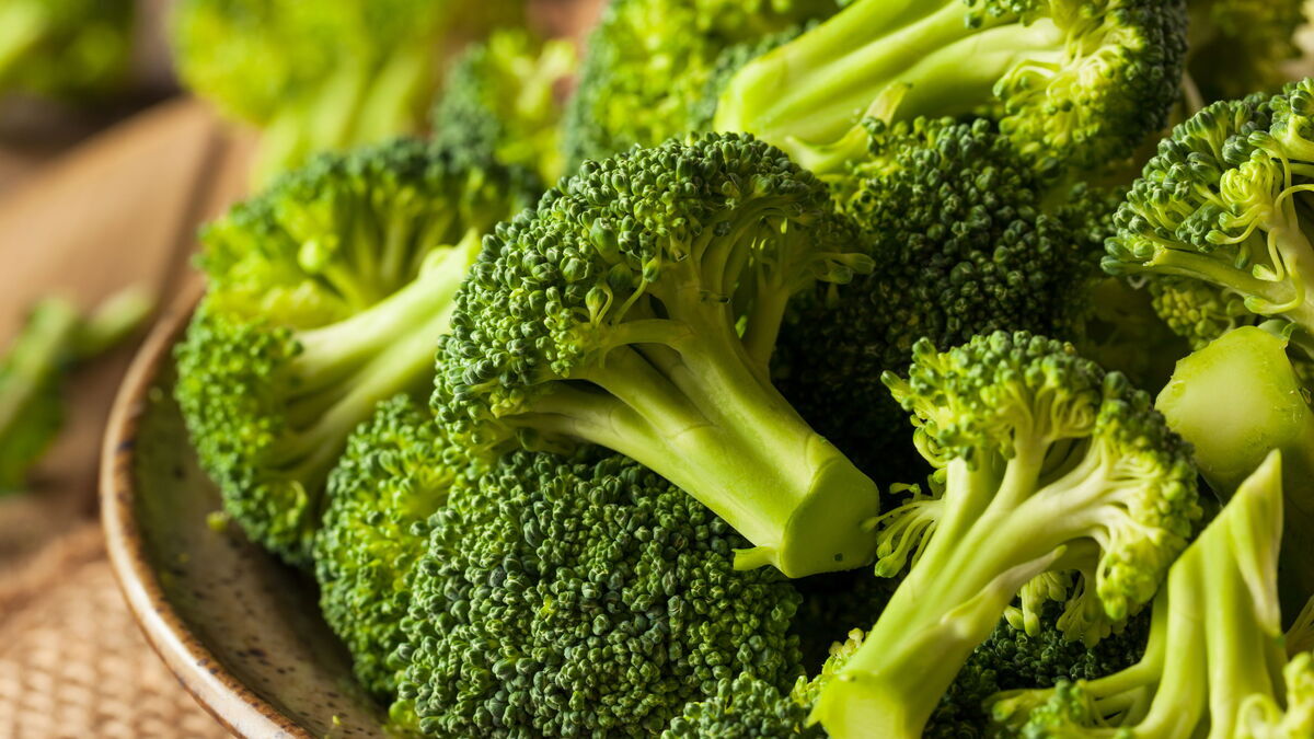 Какая полезная еда может быть опасна: ответили эксперты