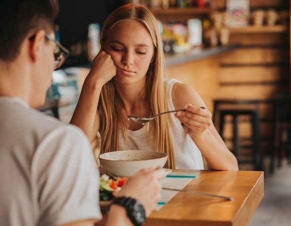 Специалист: потеря аппетита может быть симптомом заболевания