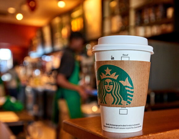 Рэпер Тимати станет совладельцем сети кофеен Starbucks в России