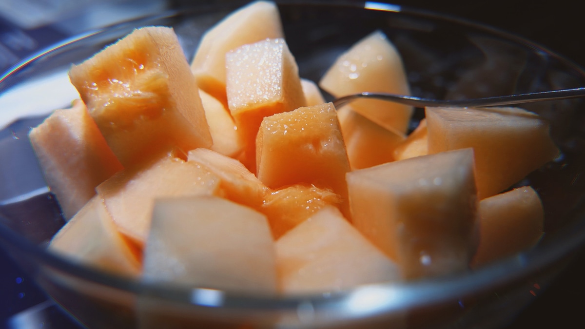 Диетологи назвали главный признак несъедобной дыни