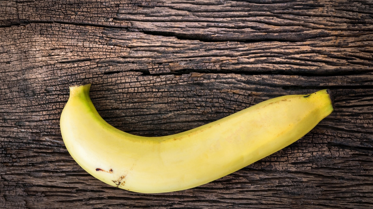 Назван простой способ сохранить бананы свежими