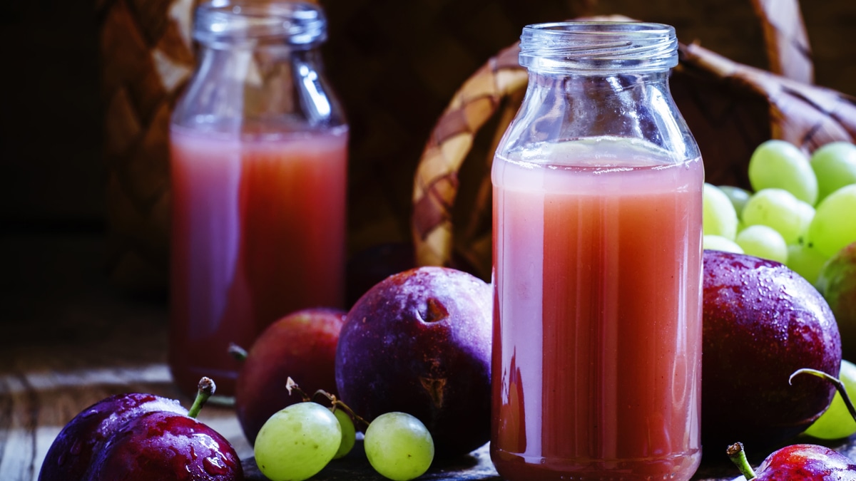 Сок красной сливы: назван простой и полезный рецепт