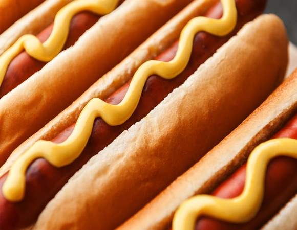 Названы четыре худших мясных продукта для сердца