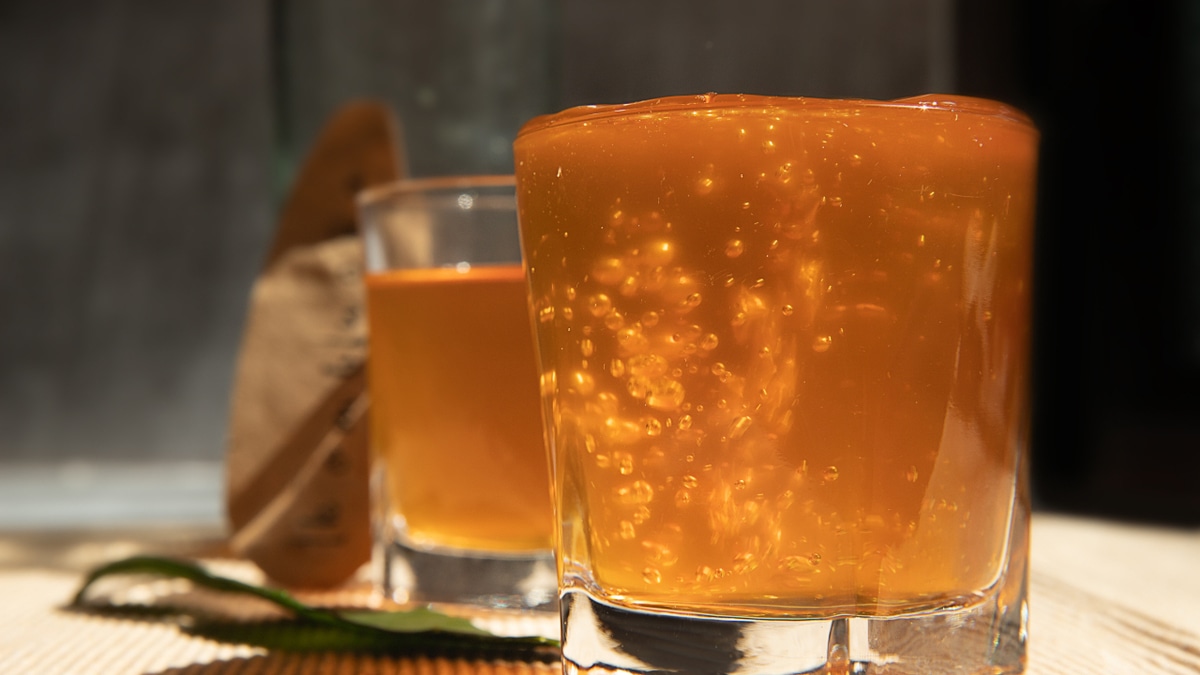 Удивительный напиток: врач объяснила, как взбодриться и освежиться в жару