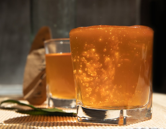 Удивительный напиток: врач объяснила, как взбодриться и освежиться в жару