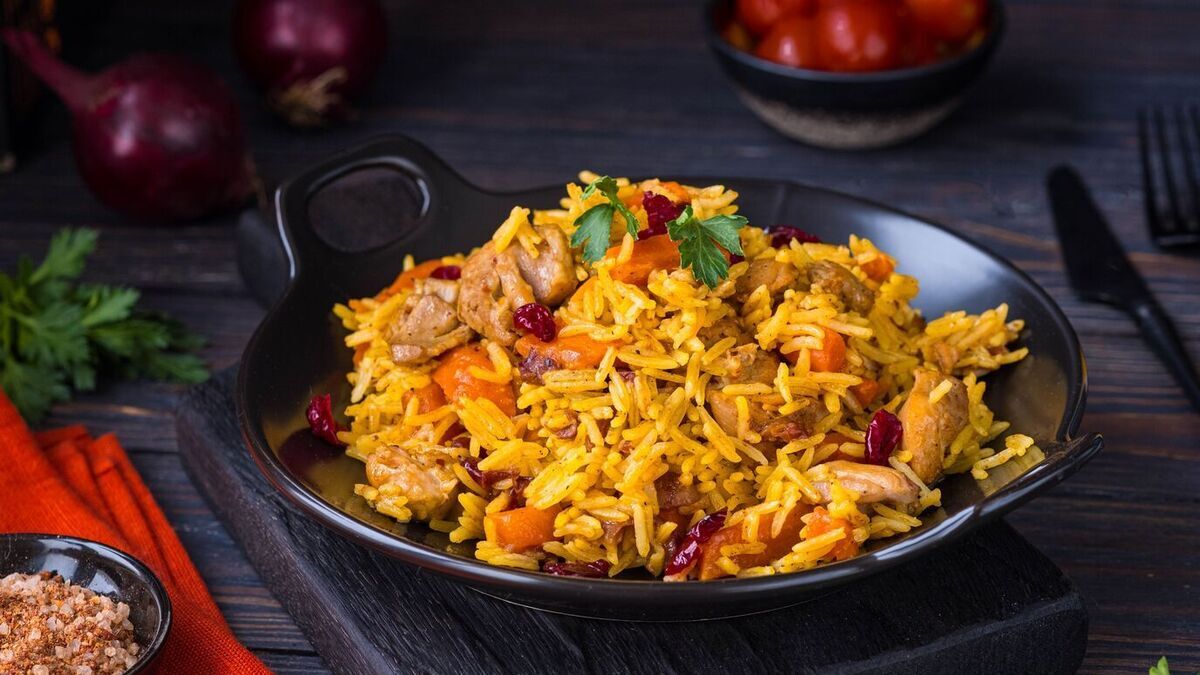 Вот сейчас обидно: диетолог назвала плов «вредным продуктом»