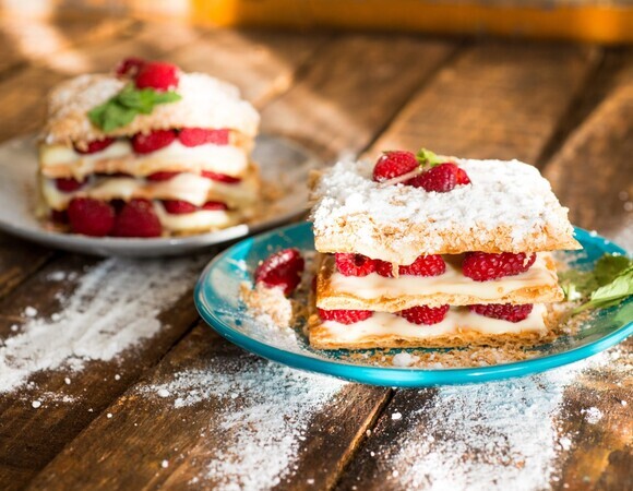 Мильфей и «Наполеон»: правда ли, что это один и тот же десерт Мильфей и «Наполеон»: правда ли, что это один и тот же десерт