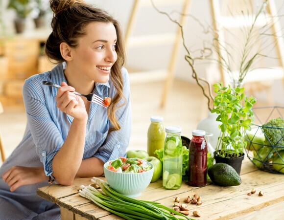 Можно на ночь? Диетолог развеял мифы о правильном питании Можно на ночь? Диетолог развеял мифы о правильном питании