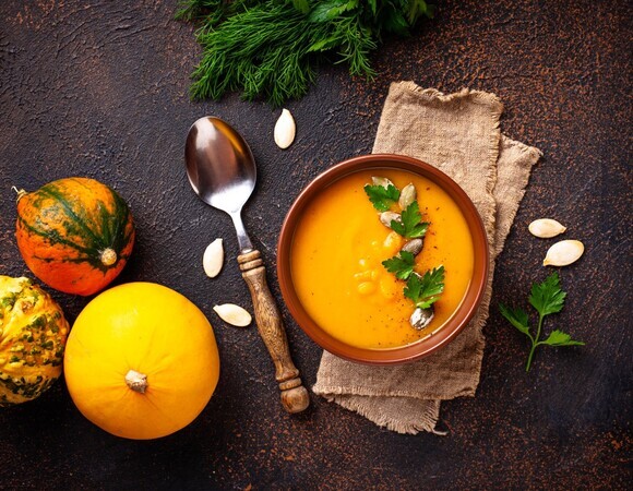 Что кладут из овощей в тыквенный крем-суп: секреты шеф-повара