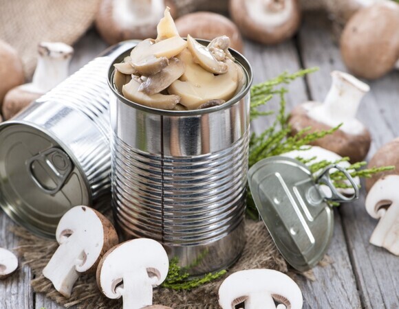 Нейротоксин: врач предупредила о смертельной опасности консервированных грибов Нейротоксин: врач предупредила о смертельной опасности консервированных грибов