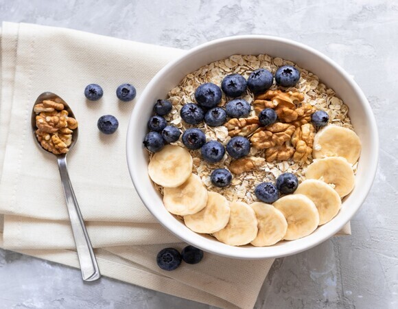 Кому жизненно необходимо есть овсянку? Ответит диетолог Кому жизненно необходимо есть овсянку? Ответит диетолог