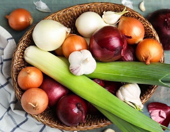 Что будет, если при ОРВИ активно есть лук и чеснок Что будет, если при ОРВИ активно есть лук и чеснок