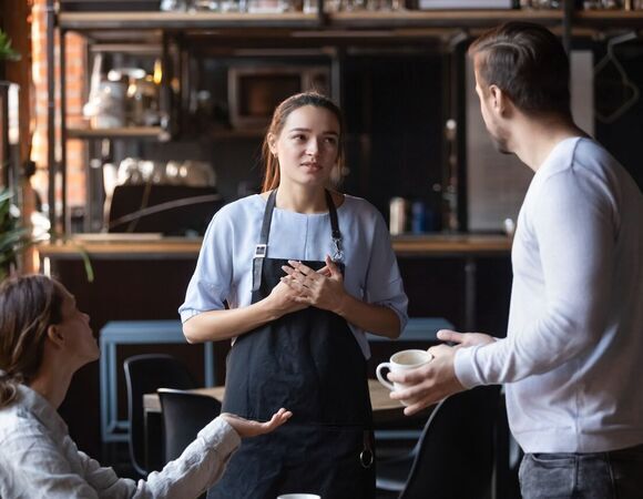 «Узнают с порога»: кого боятся до «трясучки» столичные шеф-повара