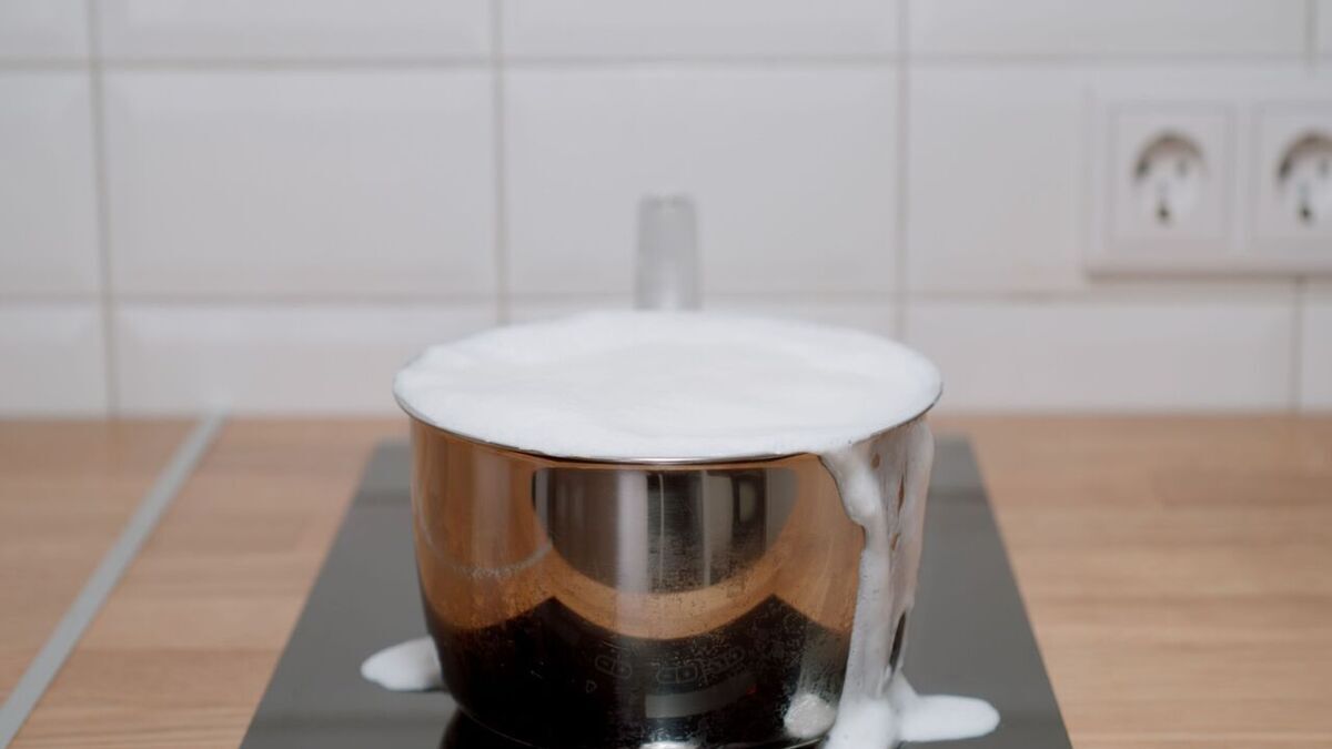 В какой кастрюле лучше всего варить суп или кашу: из опыта шеф-повара