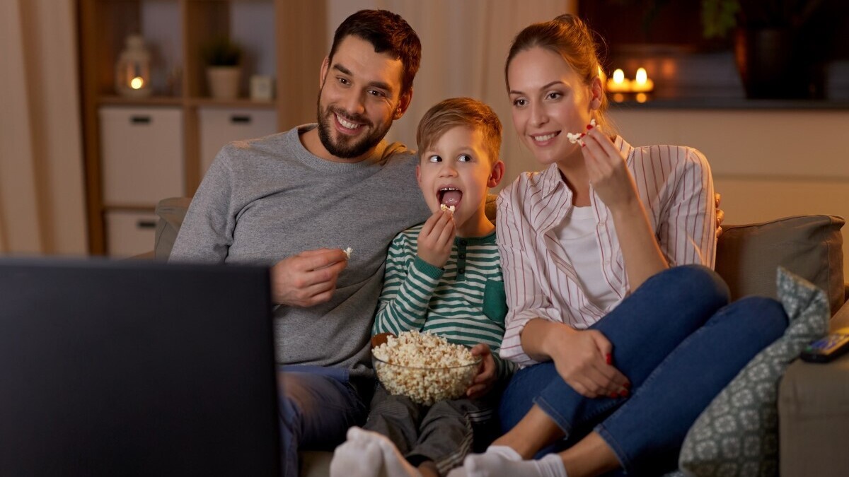 Полезные снеки для вечернего просмотра телевизора: советы шеф-повара Полезные снеки для вечернего просмотра телевизора: советы шеф-повара