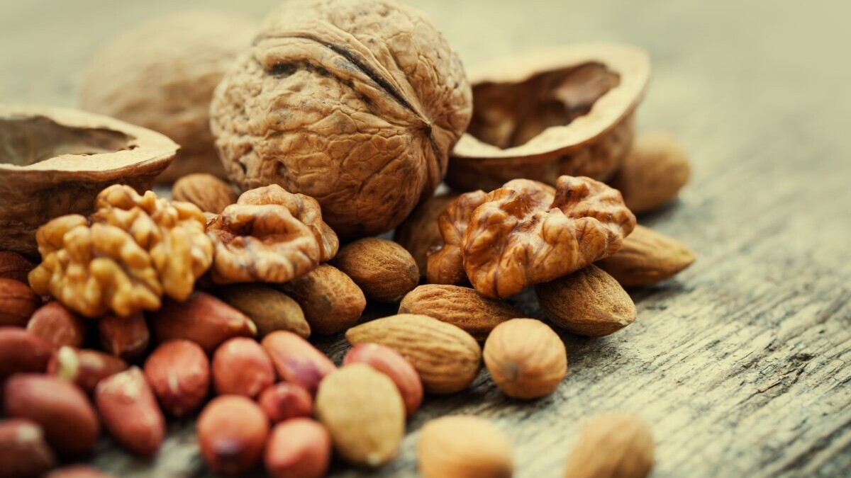 Сколько орехов съедать для здоровья сердца: Депздрав назвал цифру