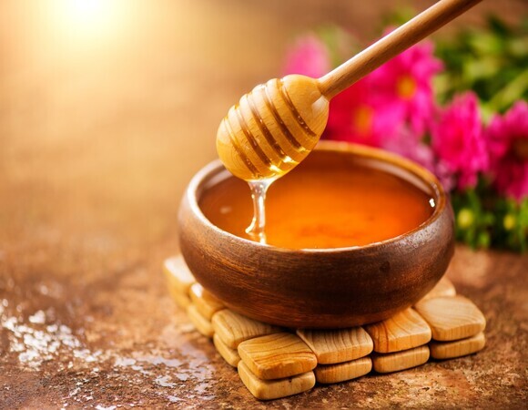 Почему ни в коем случае нельзя покупать «ландышевый» или «фиалковый» мед