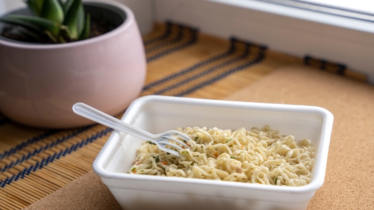 Что будет, если ежедневно  есть лапшу быстрого приготовления 