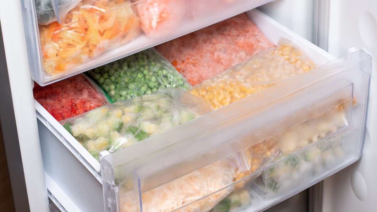 «Это будет отрава»: какие продукты нельзя замораживать «Это будет отрава»: какие продукты нельзя замораживать