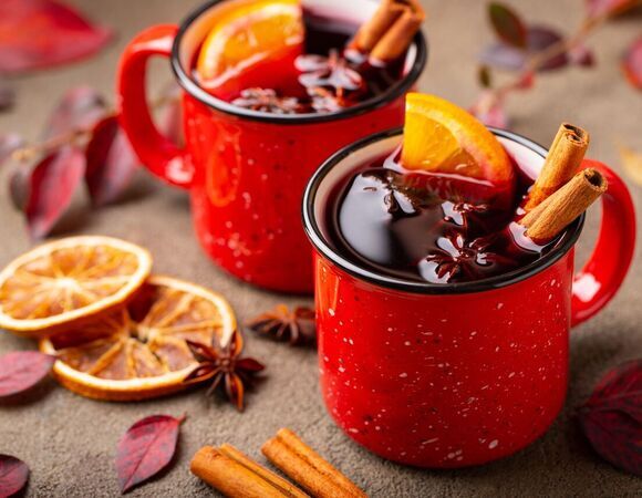 Это всего лишь коктейль: сомелье порекомендовал вино для глинтвейна Это всего лишь коктейль: сомелье порекомендовал вино для глинтвейна