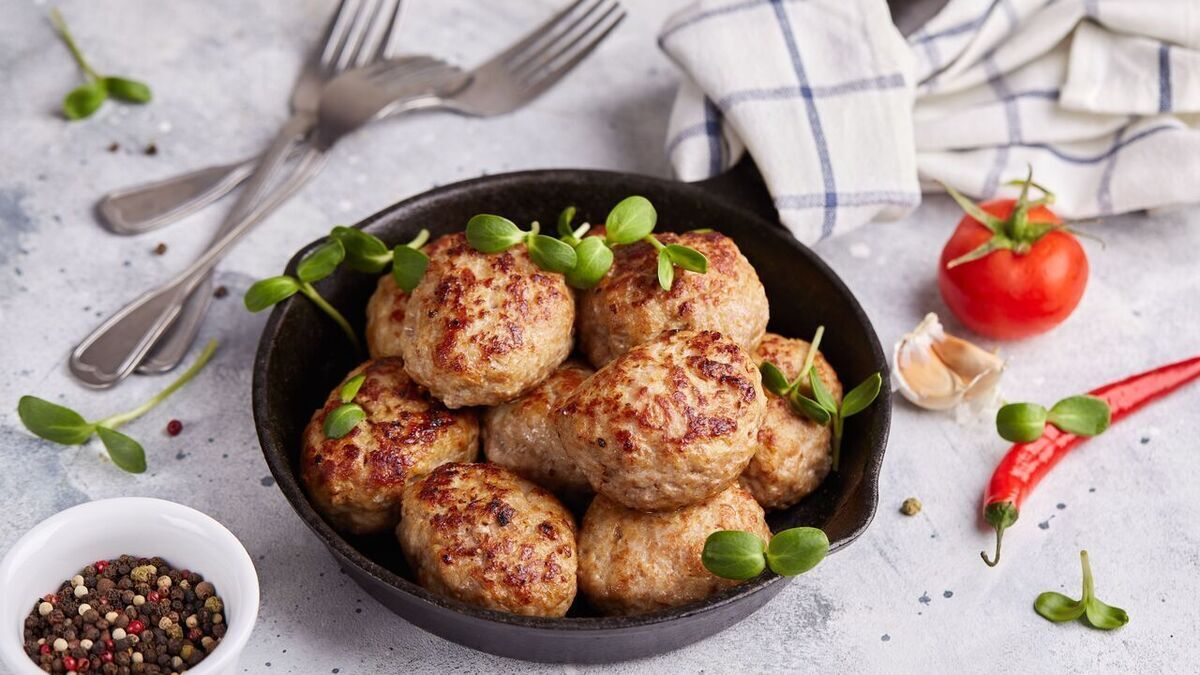 Как сделать котлеты сочными: секрет шеф-повара